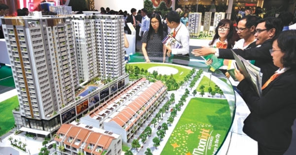 Ủy quyền cho mẹ đẻ bán nhà, tính thuế thế nào?