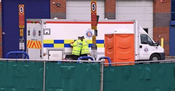 39 người tử vong trong container, có người Việt: Làm thế nào để xác định danh tính nạn nhân nhanh nhất? 39 người tử vong trong container, có người Việt: Làm thế nào để xác định danh tính nạn nhân nhanh nhất?