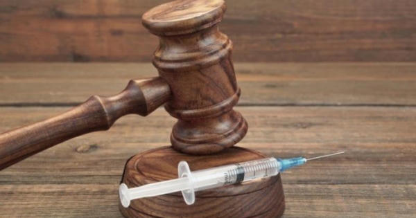Thiến hóa học tội phạm ấu dâm - nên hay không?