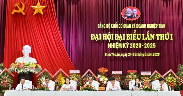 Đại hội đại biểu Đảng bộ Khối các cơ quan và doanh nghiệp tỉnh Bình Thuận lần thứ I Đại hội đại biểu Đảng bộ Khối các cơ quan và doanh nghiệp tỉnh Bình Thuận lần thứ I