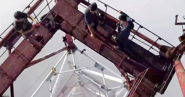 Trào lưu 'check in' mạo hiểm