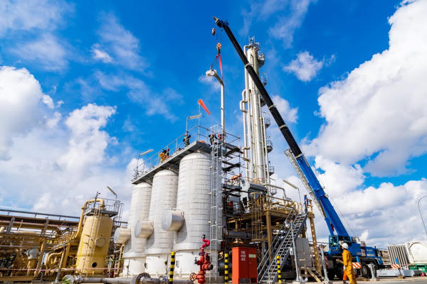 Hai doanh nghiệp khí đốt không đáp ứng công ty đại chúng