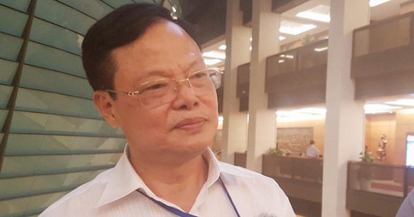 Thấy dinh cơ “khủng” của Giám đốc Sở, người dân cũng phải suy nghĩ!