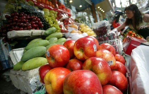 Trái cây nhập khẩu và nỗi lo an toàn