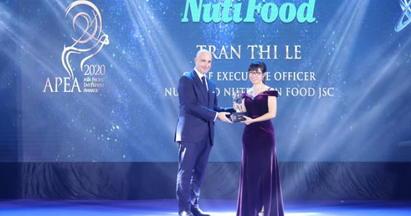 NutiFood lập ‘hat-trick’ với 3 giải thưởng Doanh nghiệp và lãnh đạo xuất sắc châu Á