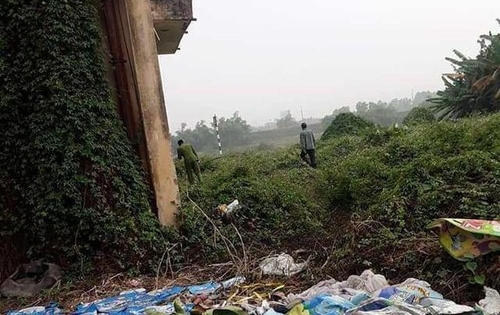 Bàng hoàng phát hiện thi thể người phụ nữ với nhiều vết đâm trong bãi rác ở Bắc Giang