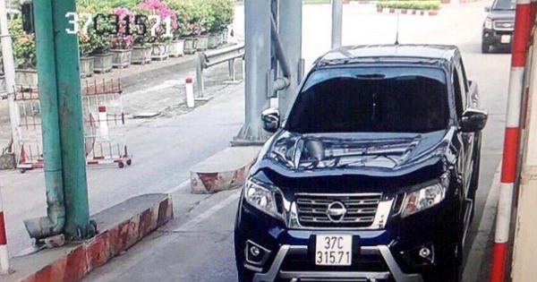 Truy tìm đối tượng chạy trốn bằng xe bán tải, liên quan đến vụ an ma túy