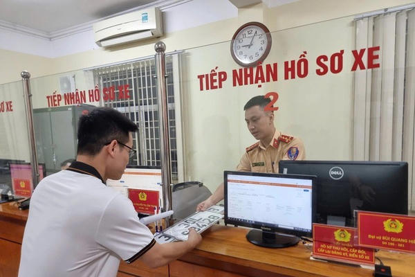Những trường hợp được miễn lệ phí đăng ký xe