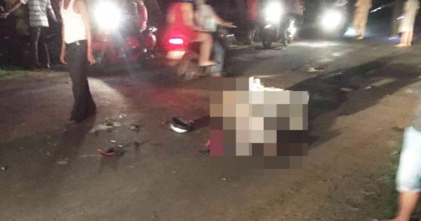 Va chạm với xe máy kéo trong đêm, 2 người thiệt mạng