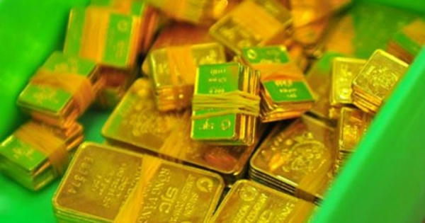 Giá vàng hôm nay 07/12: Rơi xuống đáy chưa thể phục hồi