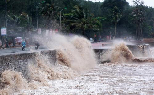 Dự báo thời tiết ngày 21/10: Cảnh báo mưa giông trên vùng biển phía Nam