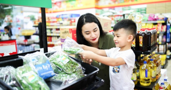 VinMart phân phối Sim và gói cước di động MobiFone