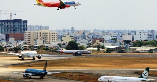 Mở lại các đường bay quốc tế thường lệ, giá vé sẽ rẻ hơn?