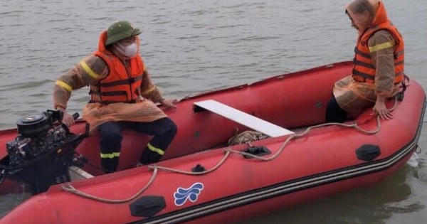 Để lại ví, điện thoại và đôi dép trên cầu nam thanh niên “mất tích” giữa đêm lạnh