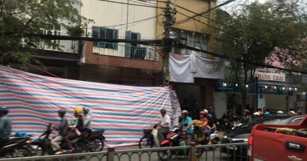 Nổ tại công an phường, một nữ công an bị thương