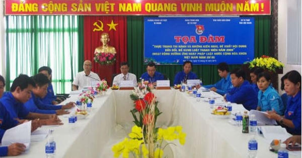 Đi tìm chính sách là 'đòn bẩy' với thanh niên