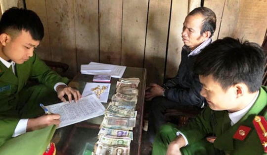 Thanh Hóa: Trộm đột nhập phòng tân hôn, "cuỗm" hơn 100 triệu tiền mừng cưới