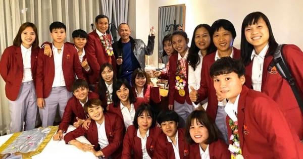 Đội tuyển nữ Việt Nam nhận bao nhiêu tiền thưởng sau tấm HCV SEA Games?