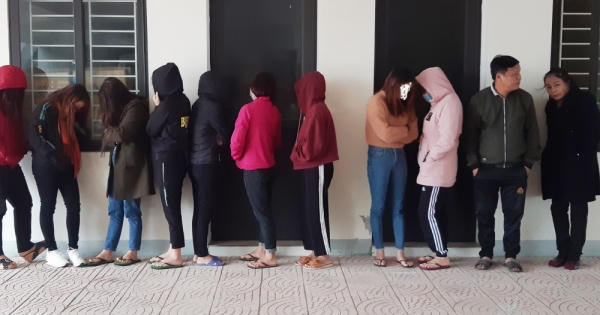 Hà Tĩnh: Bắt 2 chủ nhà nghỉ nuôi gái bán dâm để phục vụ khách khi có nhu cầu