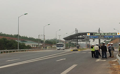 Thái Nguyên: Đường không làm mới vẫn lập trạm thu phí