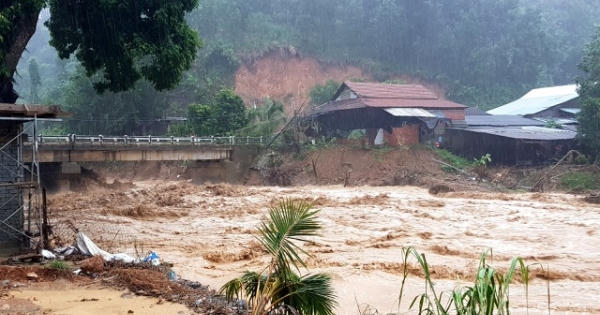 Quảng Nam: Lũ lớn lại đổ về Trà Leng