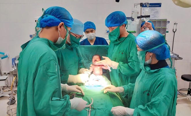 Hơn 11.000 trẻ chào đời trong 5 ngày nghỉ Tết Bính Ngọ 2026