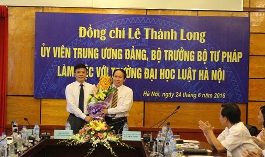 Bộ trưởng Lê Thành Long: Trường Đại học Luật Hà Nội cần phát huy hết lợi thế để tạo đột phá