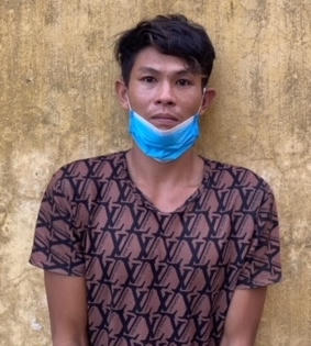 Bắc Giang: Hai đối tượng buông lời thách thức, ném ấm pha trà về phía tổ công tác chống dịch Covid -19