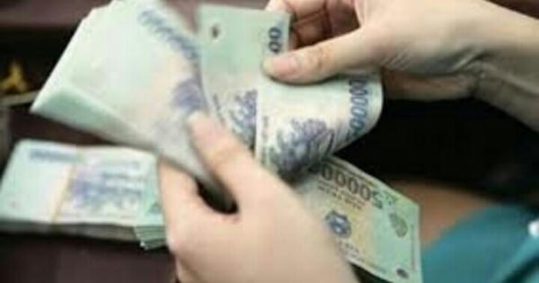 Thừa Thiên - Huế: Nữ kế toán trường tự ý “nâng lương” giáo viên rồi chiếm đoạt hàng trăm triệu đồng