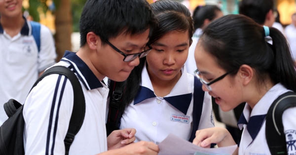 Tuyển sinh lớp 10 TPHCM: Công lập hay là chết?
