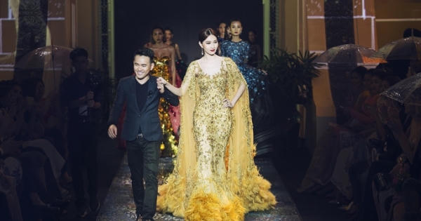 Dàn mẫu hàng đầu catwalk dưới mưa trong show diễn của NTK Lê Thanh Hòa