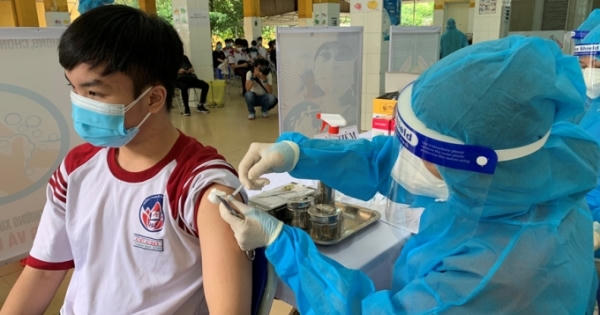 Hà Nội: Triển khai tiêm vaccine COVID-19 cho trẻ 12-17 tuổi