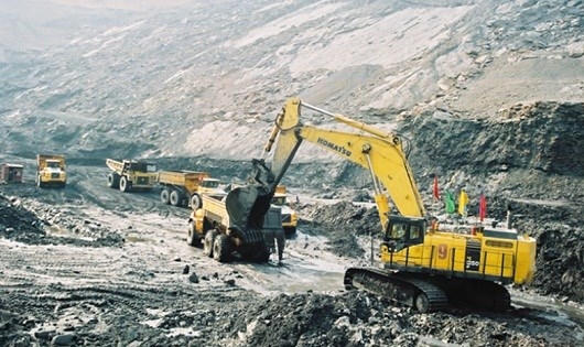 Kinh tế 9 tháng qua: Lần đầu tiên tăng trưởng GDP không nhờ vào khai thác tài nguyên