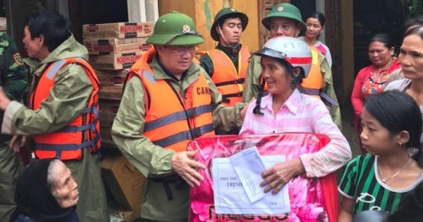Phó Thủ tướng Trịnh Đình Dũng kiểm tra, đôn đốc công tác ứng phó mưa lũ Phó Thủ tướng Trịnh Đình Dũng kiểm tra, đôn đốc công tác ứng phó mưa lũ