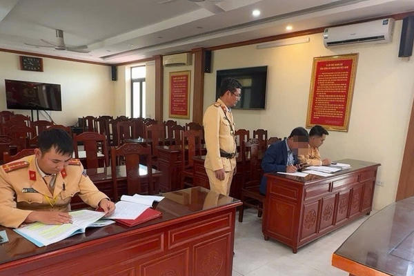 Quy định nộp phạt khi xe biển xanh vi phạm luật giao thông
