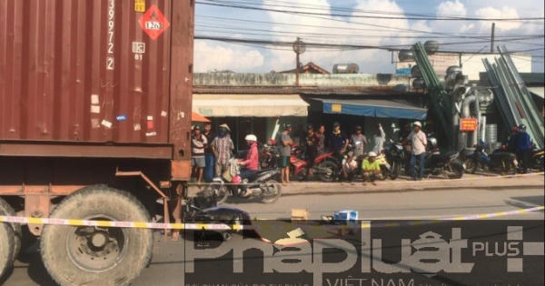Bình Dương: Va chạm với xe container, 1 người tử vong