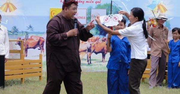 Lục lạc vàng “mất” MC: Phản ứng của khán giả về Minh Béo