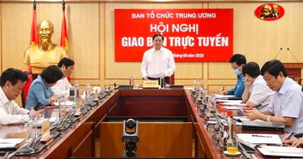 không để những người chạy chức, chạy quyền biến cán bộ thành công cụ