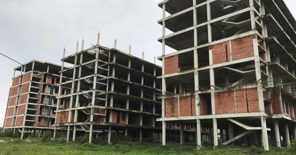 Địa ốc 24h: Ký túc xá 600 tỷ bỏ hoang, dự án “bất động” gây ô nhiễm