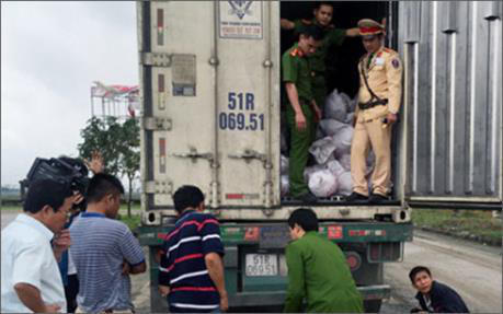 Đồng Nai: Phát hiện 4 tấn nầm gia súc không rõ nguồn gốc