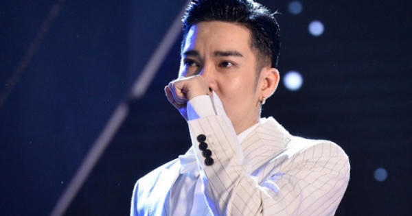 Sao Việt điêu đứng vì bị 'cướp' Facebook