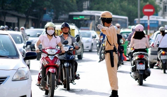 Văn hóa nhường đường – Khoảng lặng cần thiết trên từng tuyến phố