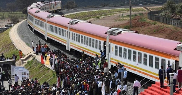 Sau nhiều năm, tòa án Kenya tuyên bố hợp đồng đường sắt với Trung Quốc là trái phép
