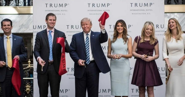 New York Times: Nhà Trump kinh doanh thua lỗ, xoay sở với khoản nợ hơn 300 triệu USD