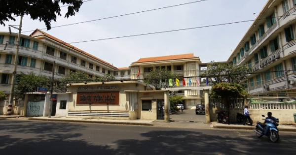 Phía sau chuyện bác sỹ Bệnh viện Mắt bị TP HCM “tố” thực hiện quá nhiều ca mổ
