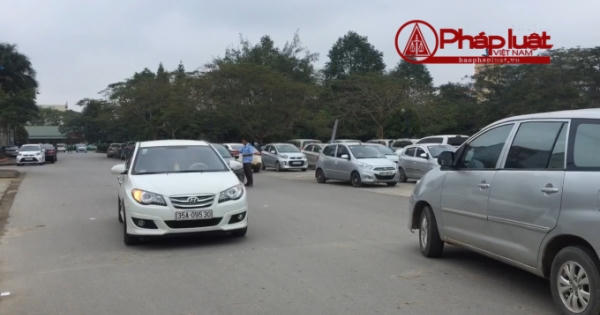 Thanh Hóa: Phải nộp phí khi qua cổng bệnh viện
