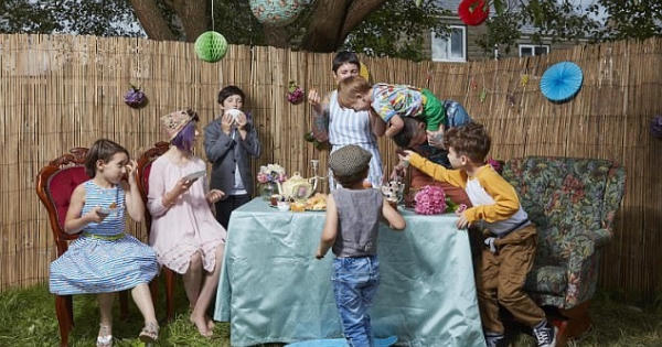 Kỳ lạ chương trình tivi xoay quanh những đứa trẻ tự học tại nhà