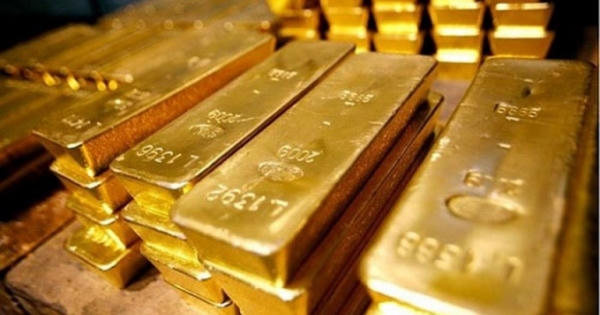 Giá vàng hôm nay 23/10: Tâm lý chốt lời khiến giá vàng hạ nhiệt