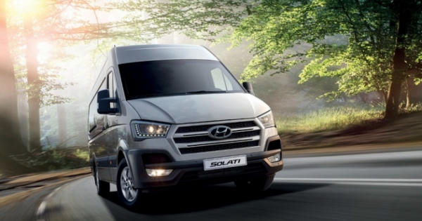 Cạnh tranh Ford Transit, Hyundai đưa Solati về Việt Nam