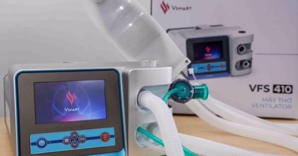 Vingroup hoàn thành hai mẫu máy thở phục vụ điều trị Covid-19 Vingroup hoàn thành hai mẫu máy thở phục vụ điều trị Covid-19